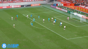 U22国足2-0领跑  ！下半场开场仅30秒，王钰栋策动，李新翔顶球破门