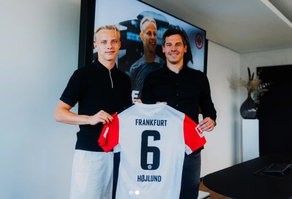 法兰克福官方:小霍伊伦大腿肌群 负伤 暂时休战