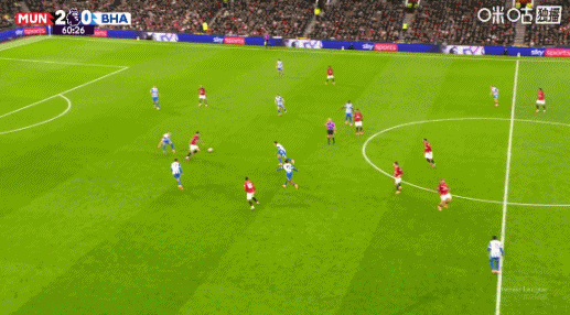 三连胜就在眼前！姆伯莫突施冷箭低射破门，曼联3-0领跑