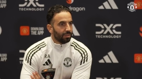 阿莫林:利桑德罗现在还不能上场 人员调整不会改变球队的理念